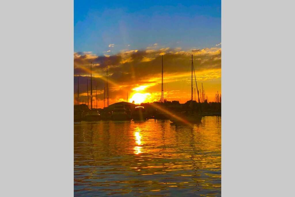 Le Panoramique Cap D'Agde Apartment Bagian luar foto