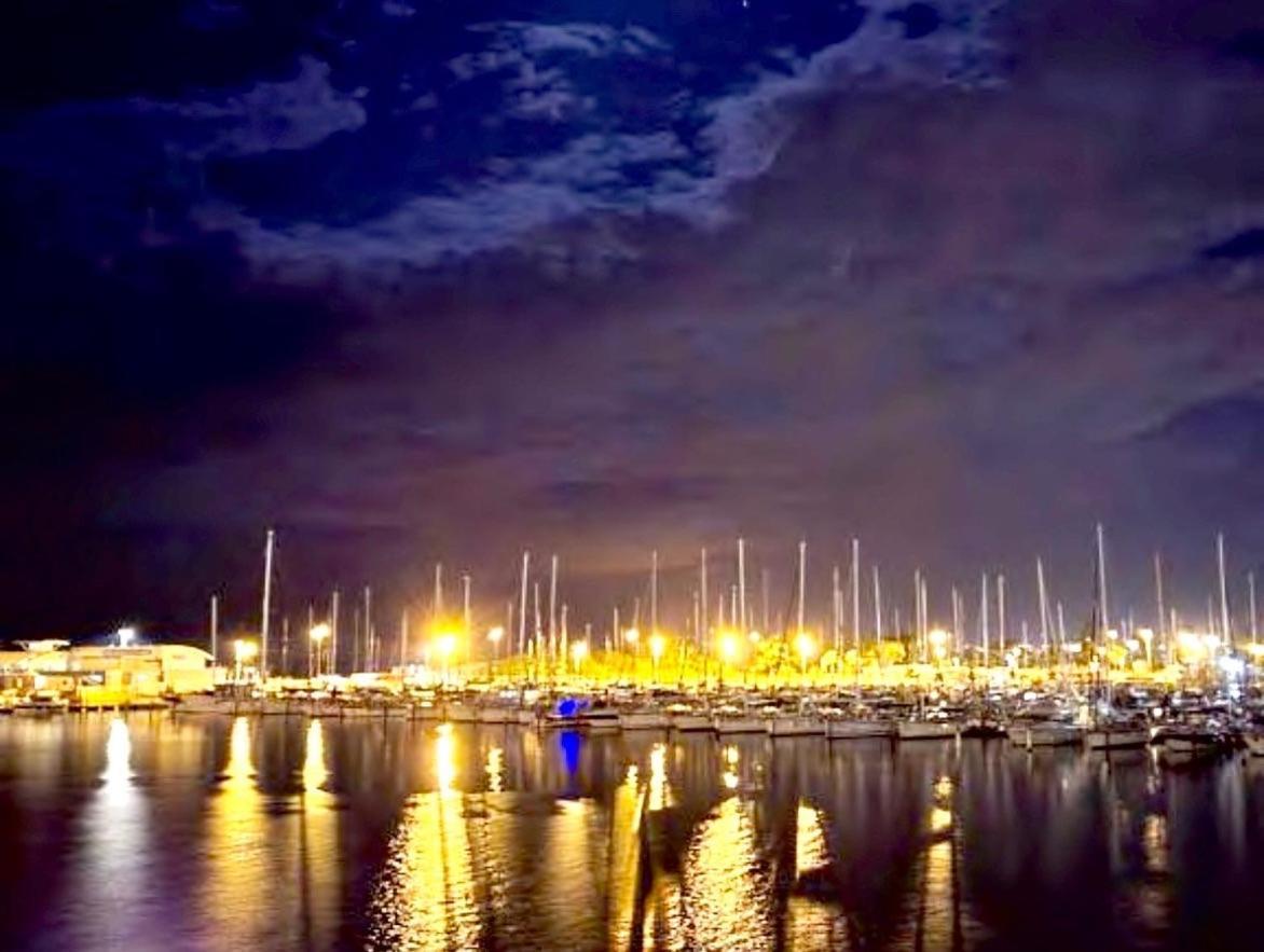 Le Panoramique Cap D'Agde Apartment Bagian luar foto